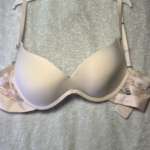 Tahari light pink padded bra lace 34B